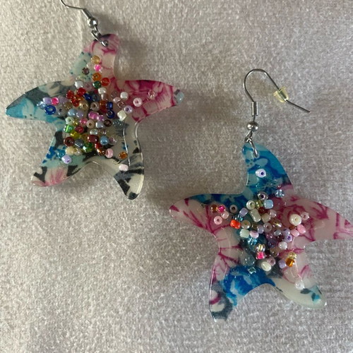 Handmade starfish earrings like new, multicolored