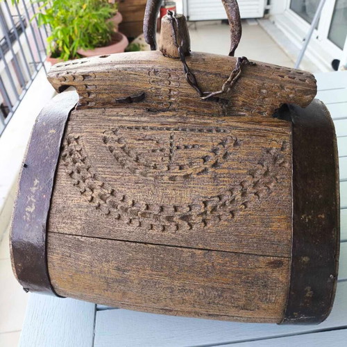 Antique Greek Folk Art Wooden Canteen 1800 used
