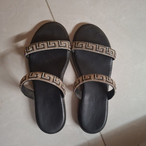 Soft Walk sandals size 40 used with meander and strass