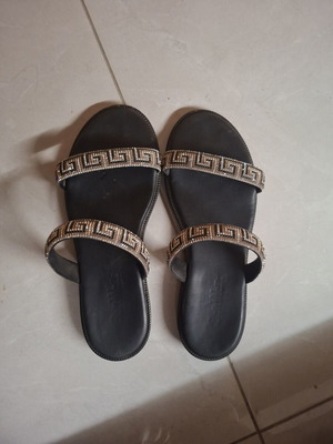 Soft Walk sandals size 40 used with meander and strass