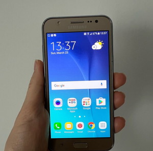 Πωλείται Samsung Galaxy J5 j500 Fn σε πολύ καλή κατάσταση