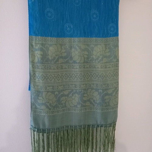 Silk scarf like new in blue-green with gold thread