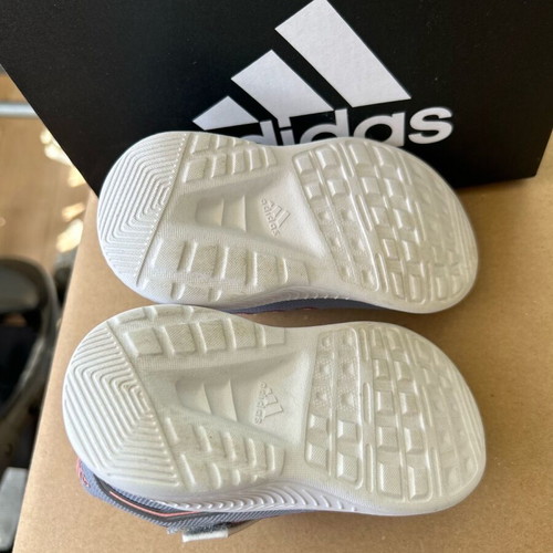 ADIDAS Runfalcon 2.0 kids sneakers like new, size 22
