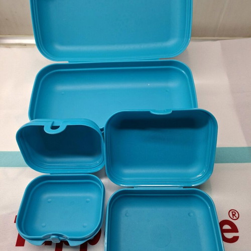 Twin set new, ideal for school and organization