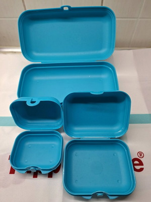 Twin set new, ideal for school and organization