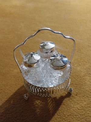 Mayfair silver-plated salt and mustard set new