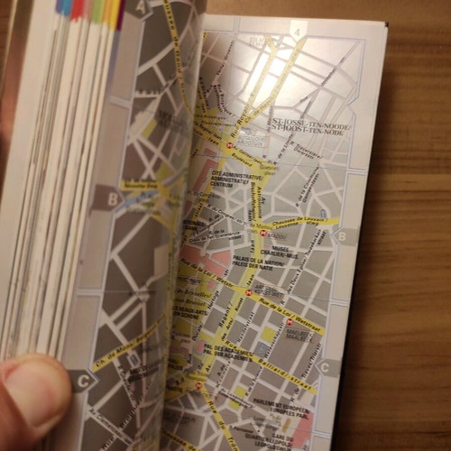 Brussels travel guide unused, Aller & Retour Gallimard series