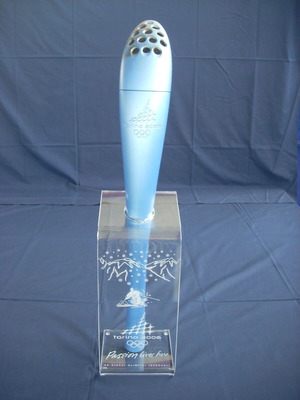 Olympic Torch Torino 2006 new glass base