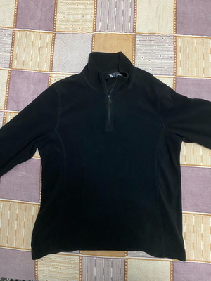 Fleece McKinley medium black sweatshirt like new