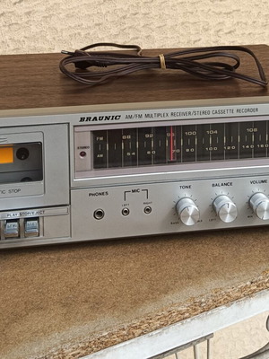 Braunic vintage radio cassette player used, needs motor repair