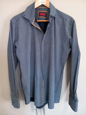 Men's shirt black with small white patterns size M