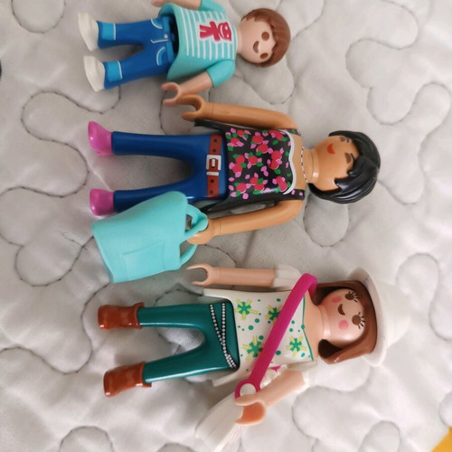 Playmobil City Life 9405 like new