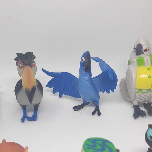 Rio 2 collectible figures set of 12, like new