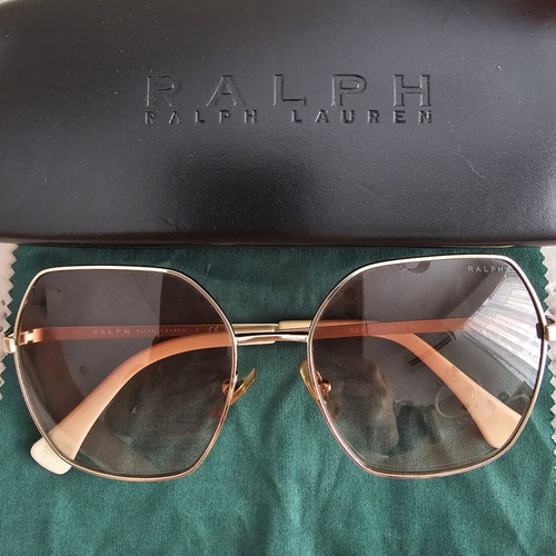 Ralph by Ralph Lauren RA4138 women's sunglasses like new, beige and gold