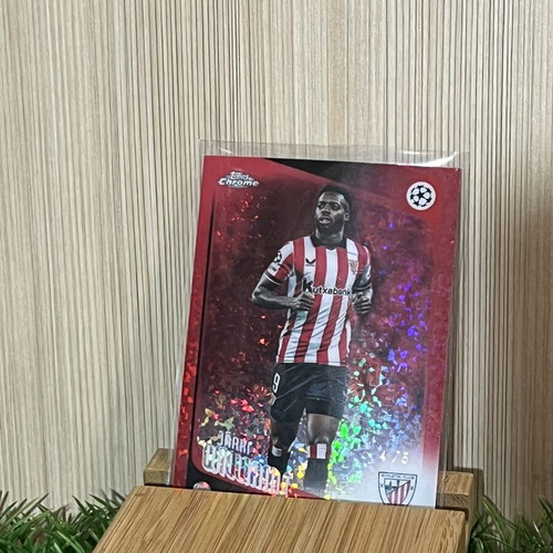 Iñaki Williams Topps Chrome Red Mini Diamond Refractor card like new
