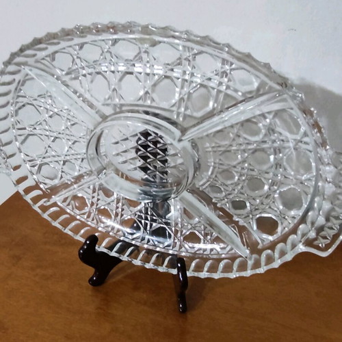 Large crystal platter like new for nuts