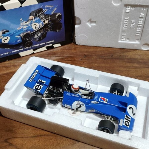 Minichamps Tyrrell '71 Stewart W.Champion new 1:18