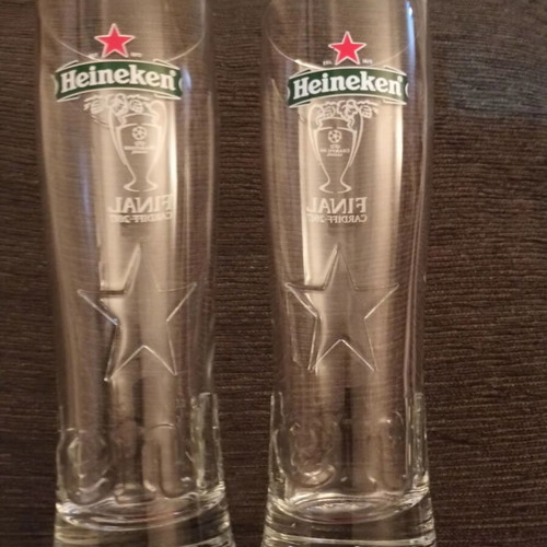 Set of two Heineken Final 4 Cardiff 2017 promotional glasses like new