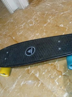Firefly skateboard like new with 55 mm wheels and ABEC 5 bearings
