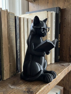 Decorative cat figure reading black matte like new