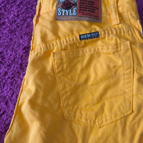 Yellow jeans size M like new
