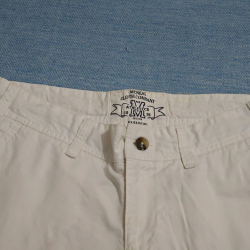 McNeal men's cargo shorts white like new, size M