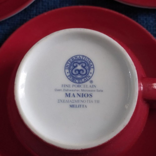 Coffee or tea cups set of 3 red and white Melitta like new
