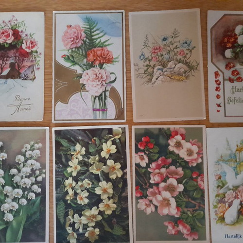 Vintage greeting cards used, pack of 15 with flowers and landscapes