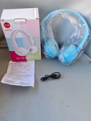 Children's wireless headphones blue, new with FM and call feature