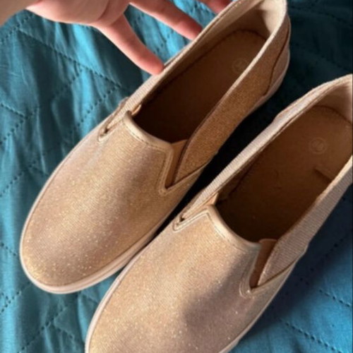 Moccasins like new gold color with glitter size 38