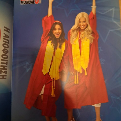 High School Musical 3 Book new with posters and cards