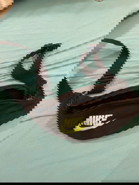 ΤΣΑΝΤΑΚΙ ΜΕΣΗΣ NIKE