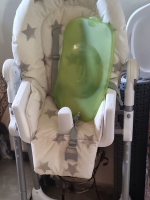 Highchair like new, fully functional