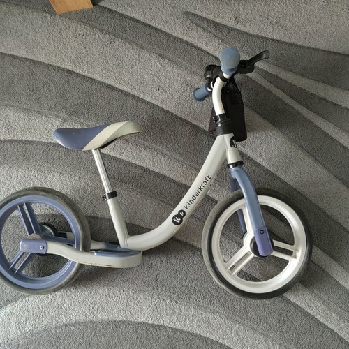Kinderkraft Space balance bike used, blue with brake and bell