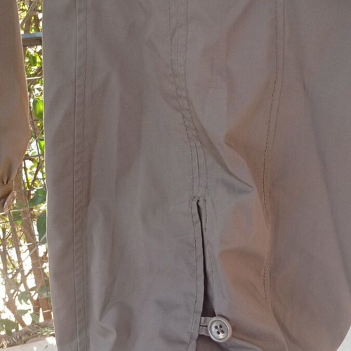 Trench coat H&M like new, size 40, with pockets and belt