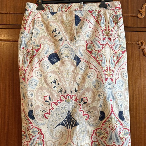 Vintage Branded Skirt XL new