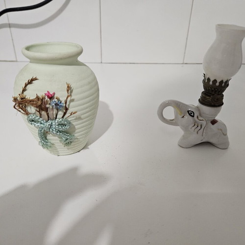 Ceramic vase and elephant lamp like new, set of two