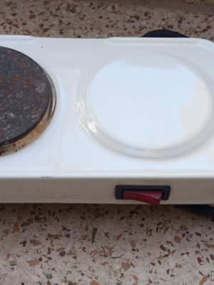 Electric hot plate for coffee