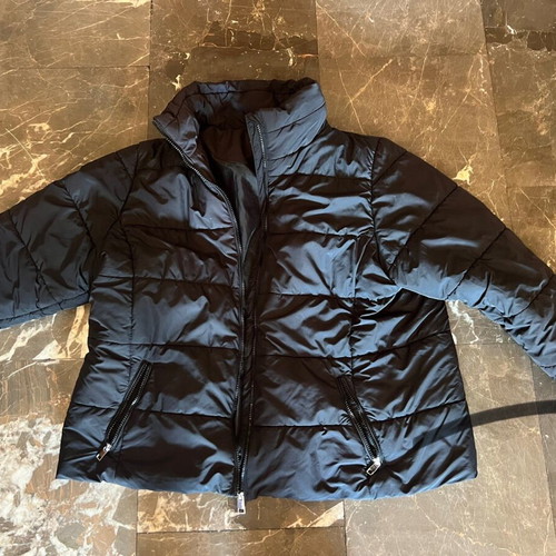 Lightly padded jacket size 52 black like new