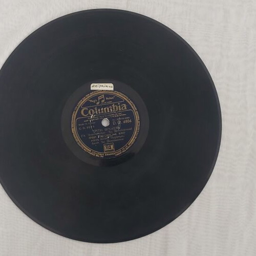 Columbia Magic Notes 78 RPM record used, laiko