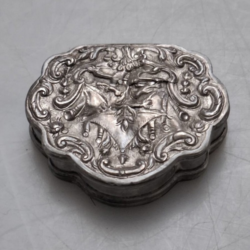 Silver engagement box used, 6.5x5.5x2 cm