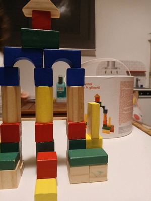 Wooden building blocks set, 47 pieces