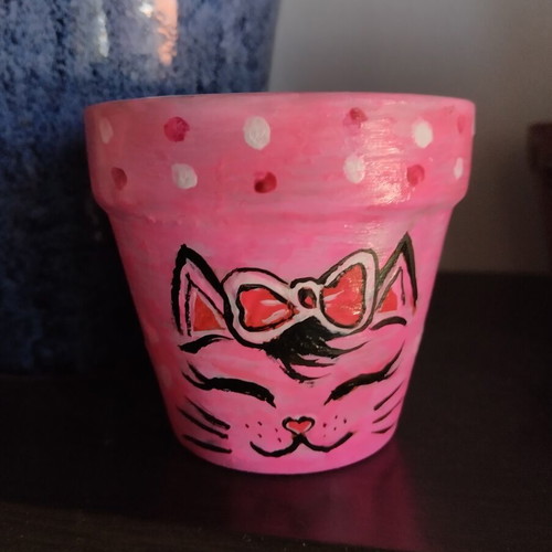 Clay flowerpot with handmade cat painting, new