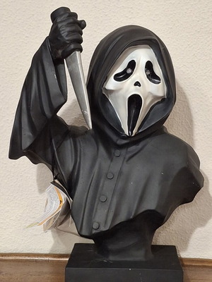 Ghostface LED Light Up Bust 38cm used collectible