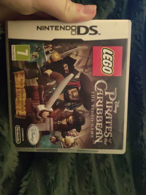 Nintendo DS cartridge Pirates of the Caribbean like new