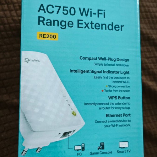 TP-Link RE200 AC750 Wi-Fi Range Extender like new, dual band