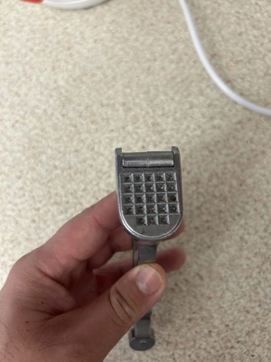 Garlic press new