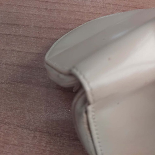 Leather coin wallet like new, beige, 8x9 cm