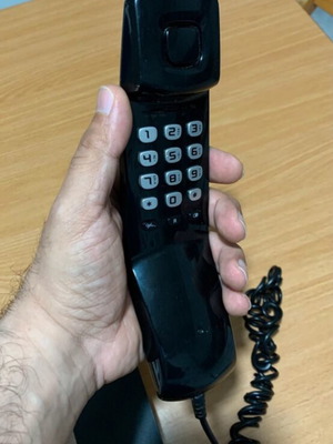 SAGEMCOM Telephone model C96 like new, black, wired
