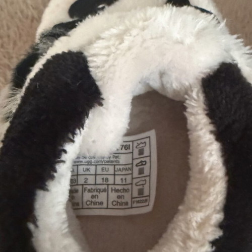 UGG baby boots size 18 like new with panda design